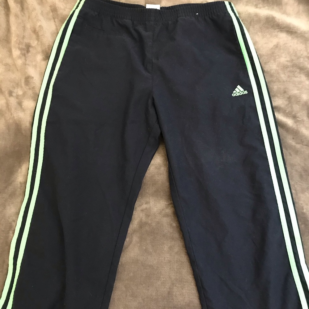 Capri Adidas athletic pants